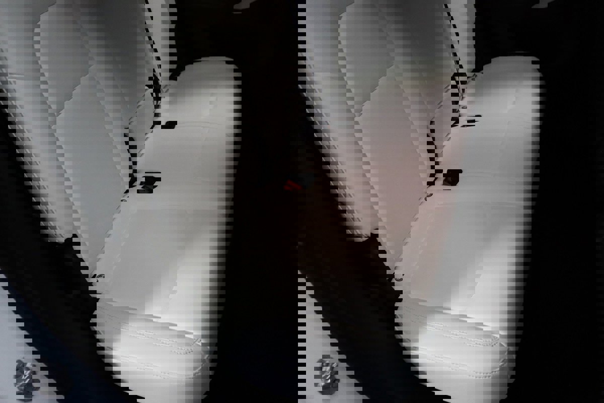 Used 2022 Tesla Model Y Long Range image 44