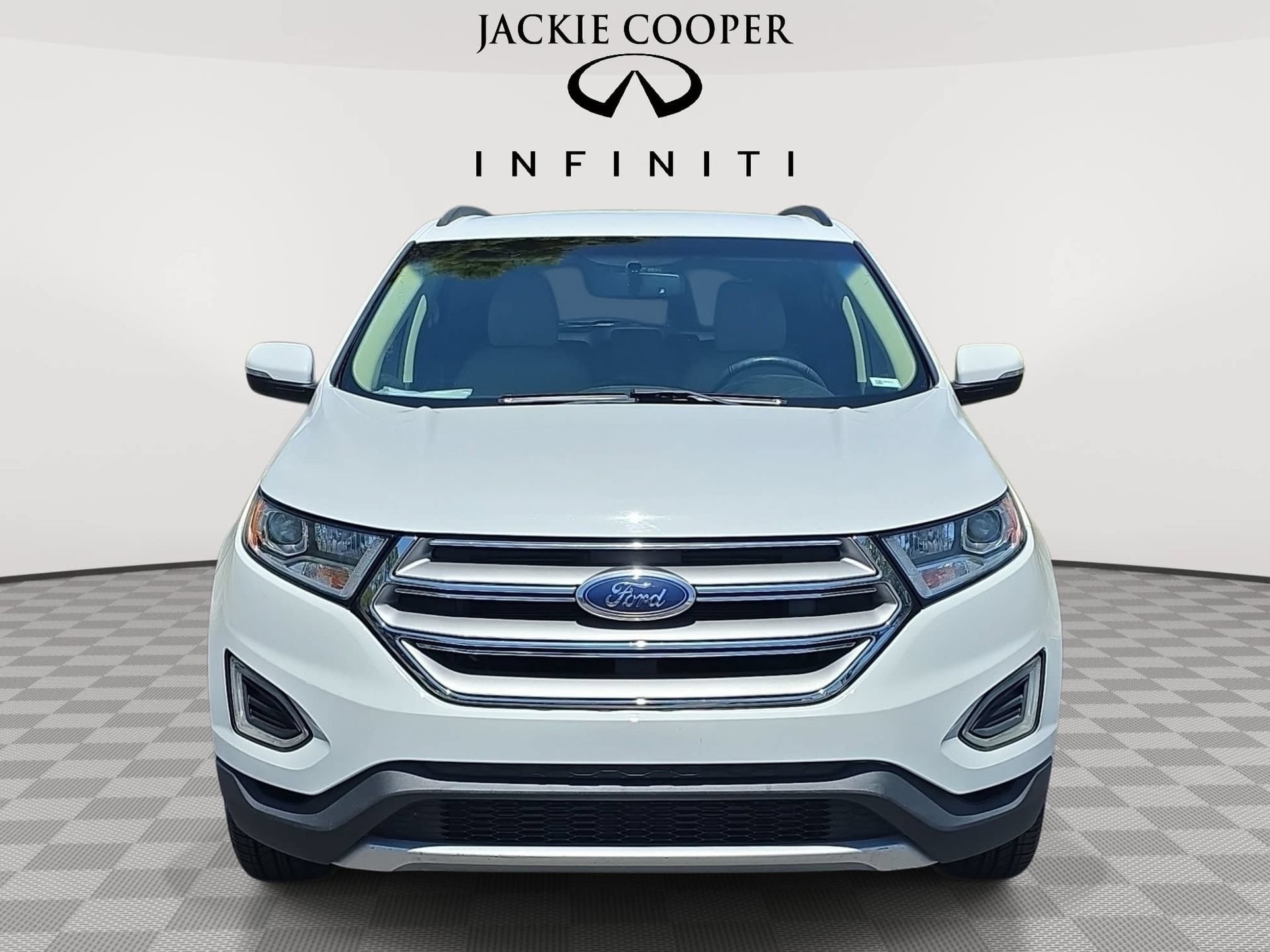 Used 2015 Ford Edge SEL FWD image 2