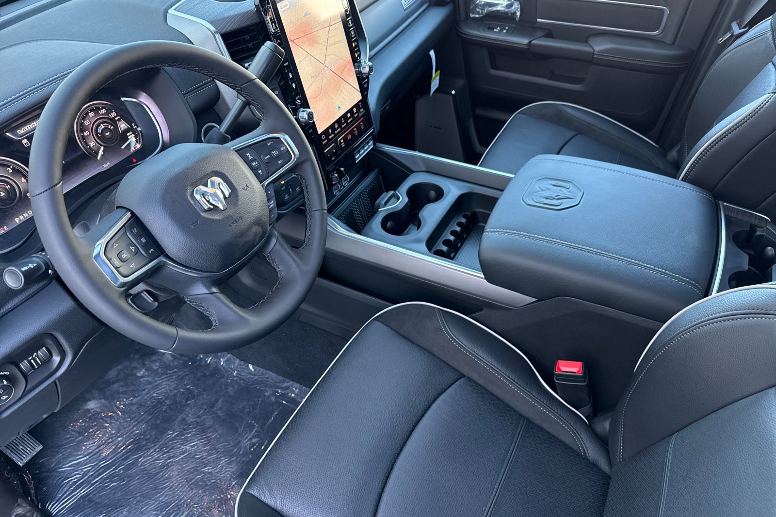 New 2026 RAM 3500 Laramie AWD/4WD image 3