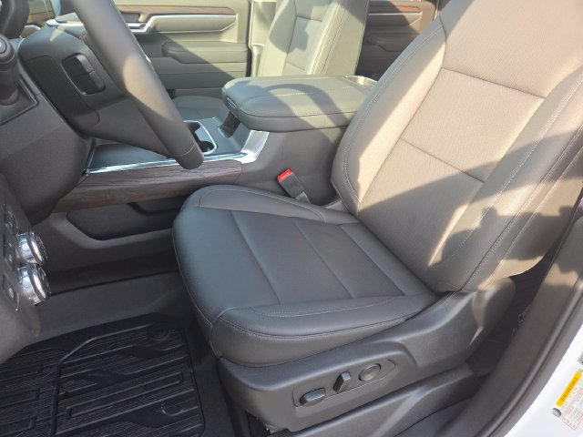 New 2025 GMC Sierra 2500 SLT w/ SLT Premium Package AWD/4WD image 36