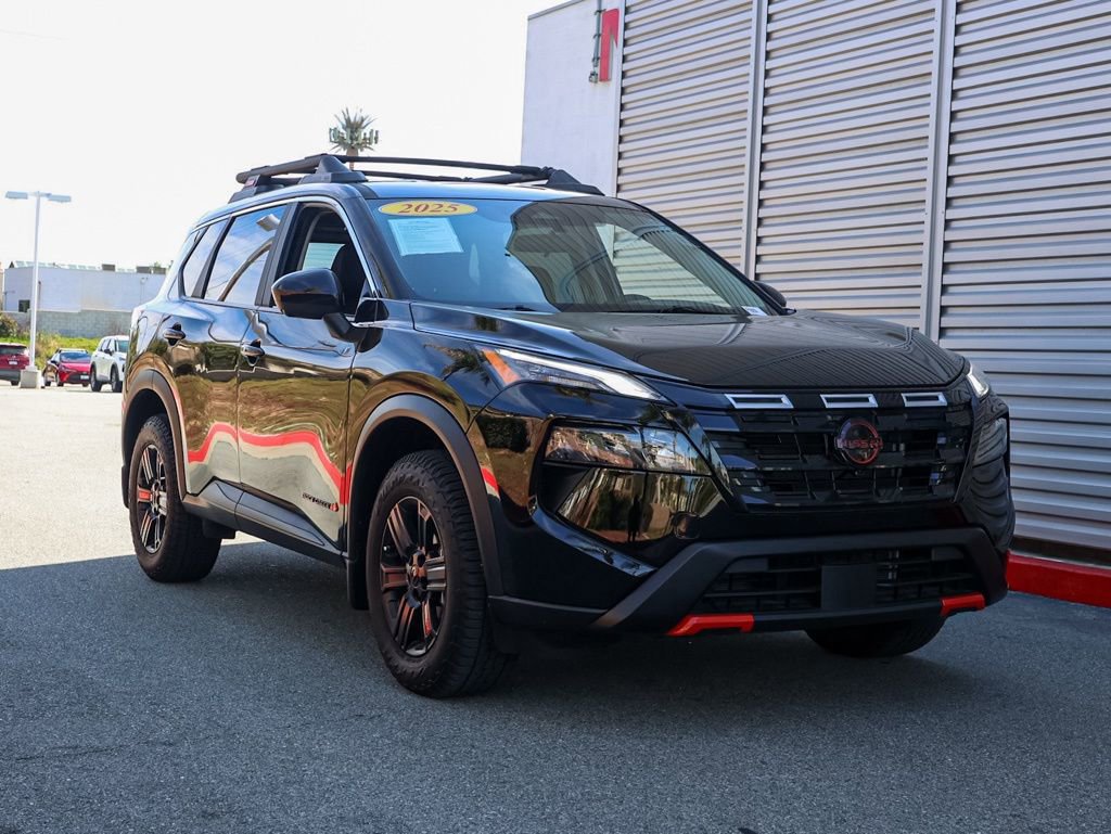 Certified 2025 Nissan Rogue SV AWD/4WD image 2