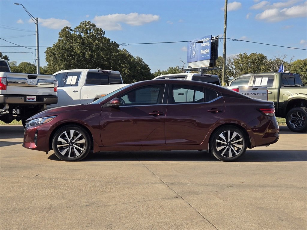 Used 2024 Nissan Sentra SV w/ SV Premium Package image 3