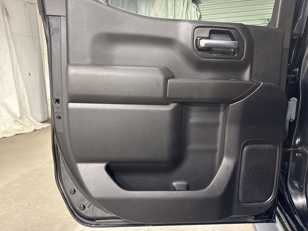 Used 2022 Chevrolet Silverado 1500 Custom image 13