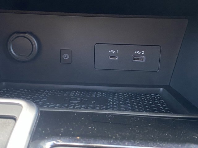 New 2025 Nissan Pathfinder Platinum w/ Black Appearance Package image 24