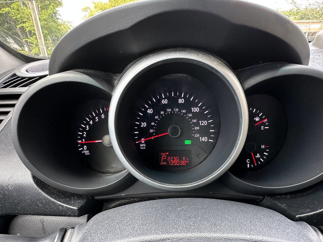 Used 2013 Kia Soul + FWD image 19