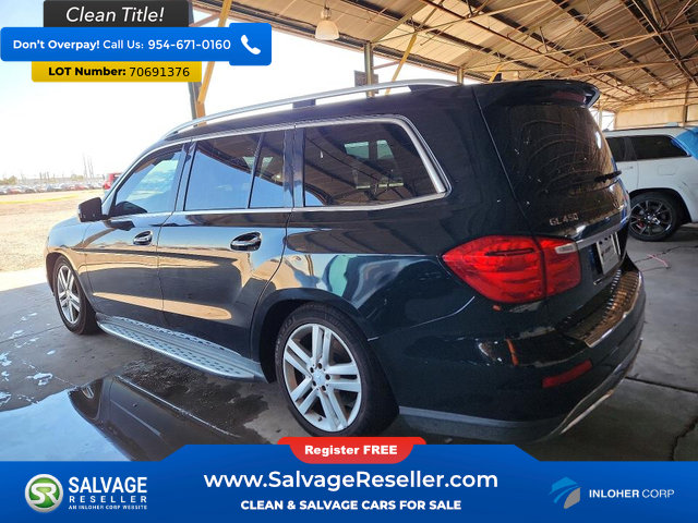 Used 2015 Mercedes-Benz GL 450 4MATIC image 3