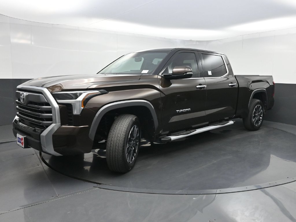 Used 2023 Toyota Tundra Limited w/ Power Package AWD/4WD image 25