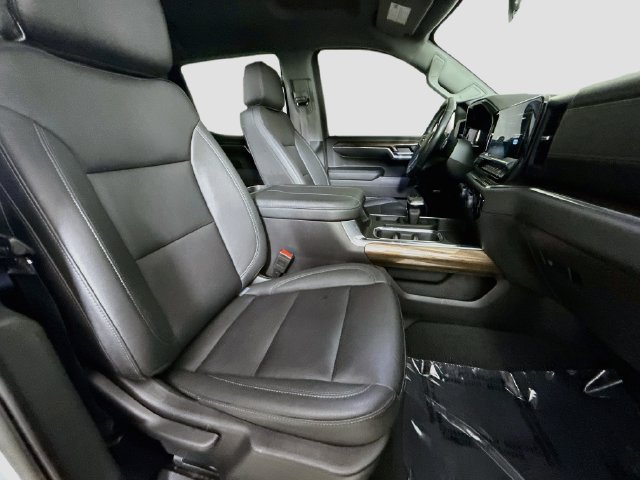 Used 2024 Chevrolet Silverado 1500 RST w/ Convenience Package II AWD/4WD image 28