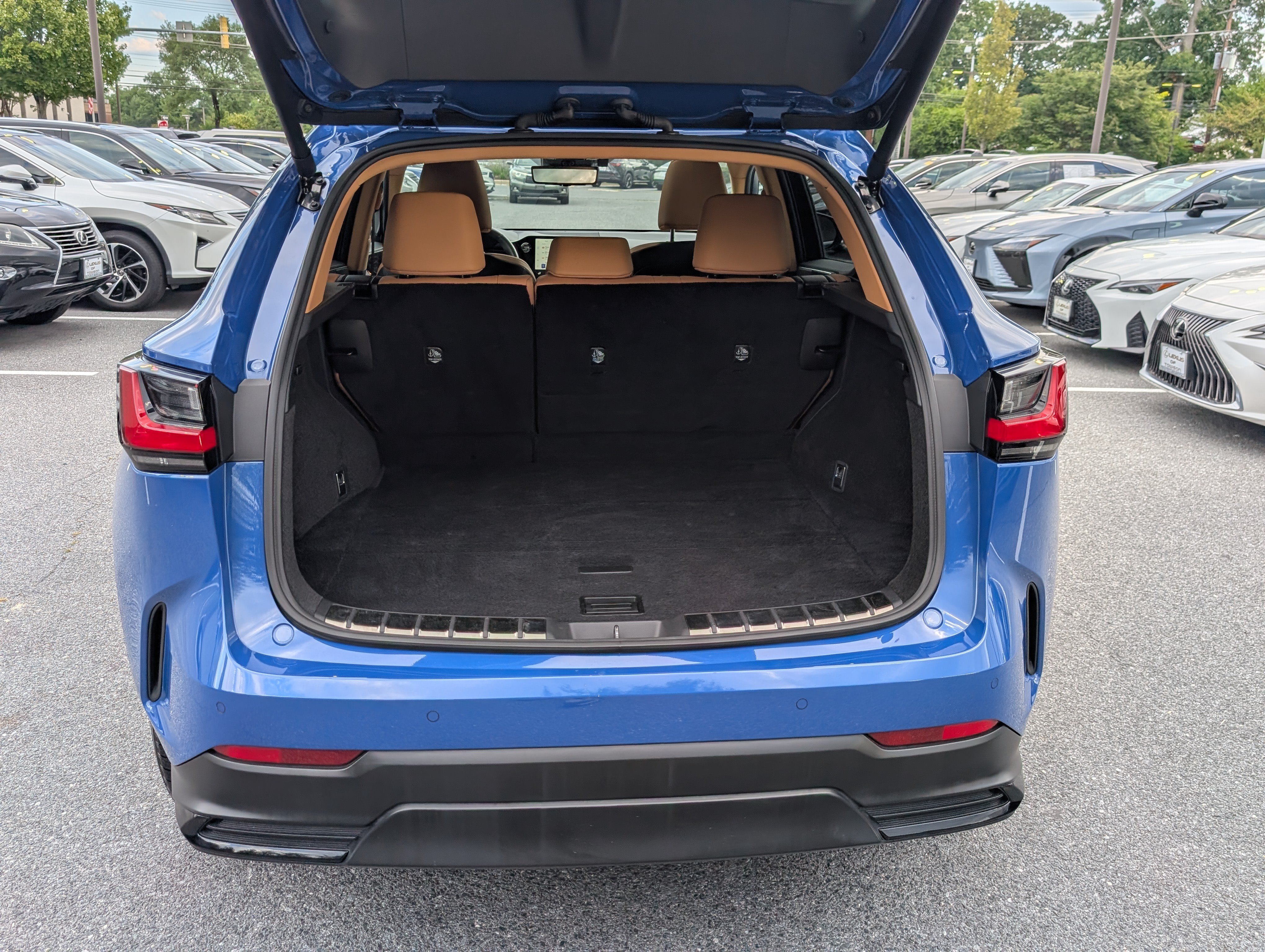 Certified 2025 Lexus NX 350h AWD w/ Cold Area Package image 13