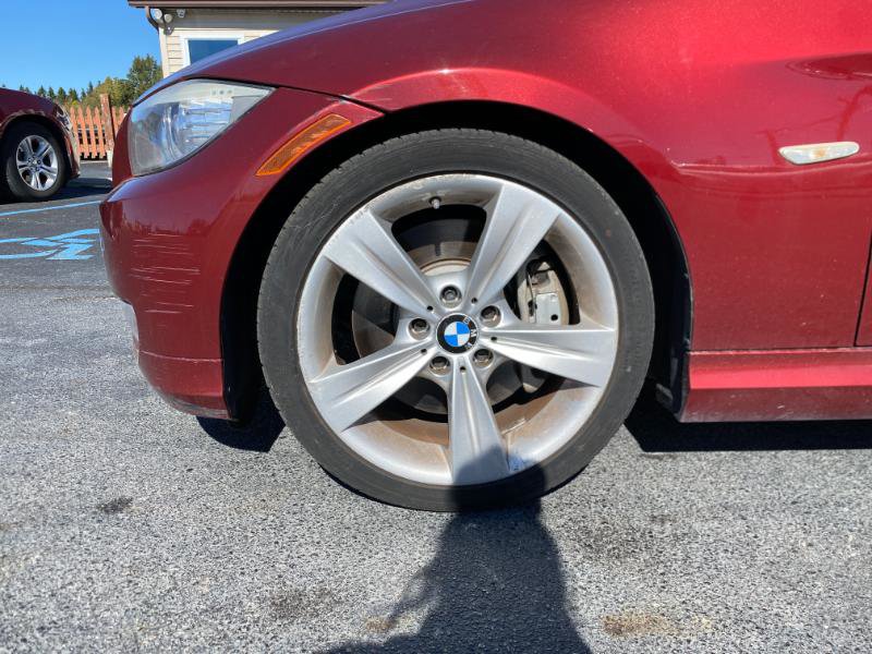 Used 2011 BMW 335i Sedan image 11