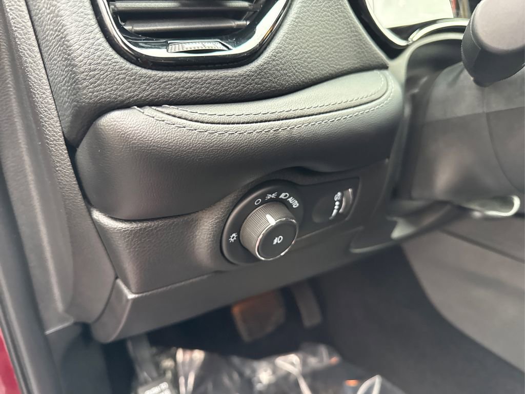 Used 2022 Dodge Durango SXT w/ Anodized Platinum Package image 35