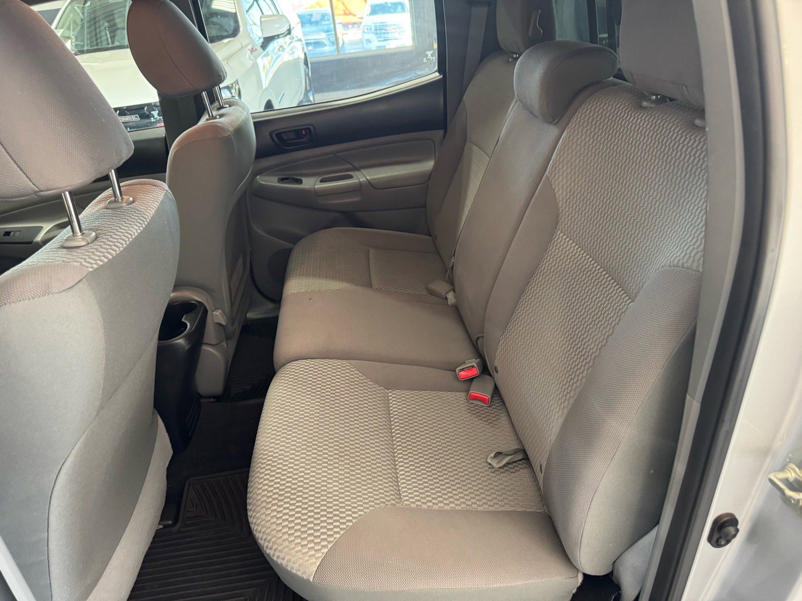 Used 2012 Toyota Tacoma 4x4 Double Cab w/ SR5 Pkg image 9