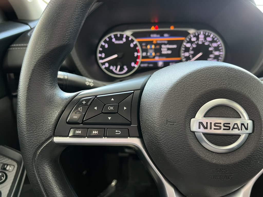 Used 2023 Nissan Sentra SV FWD image 19