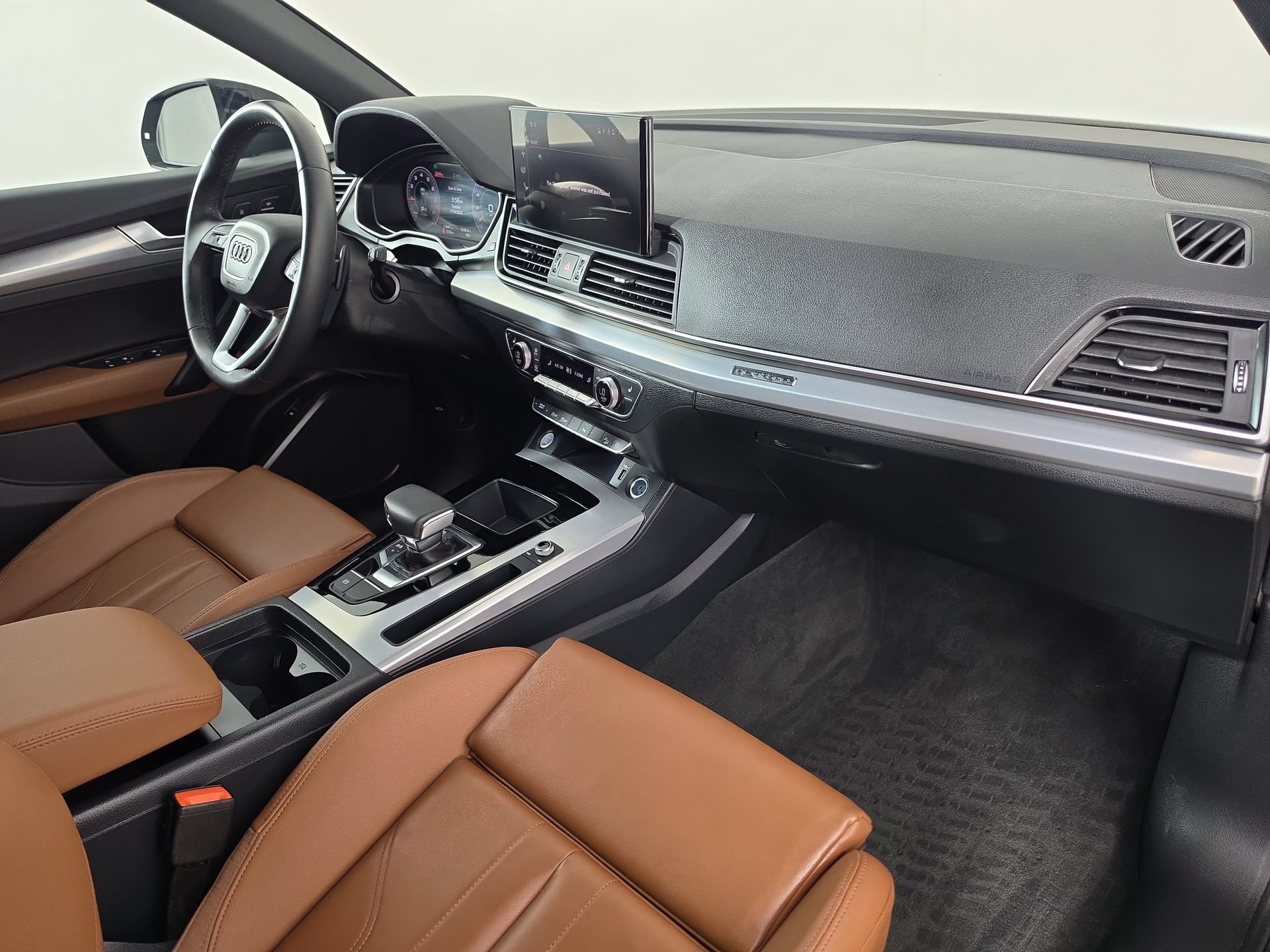 Certified 2025 Audi Q5 2.0T Premium AWD/4WD image 45