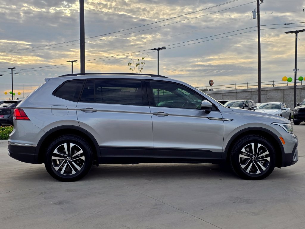 Used 2024 Volkswagen Tiguan S FWD image 13