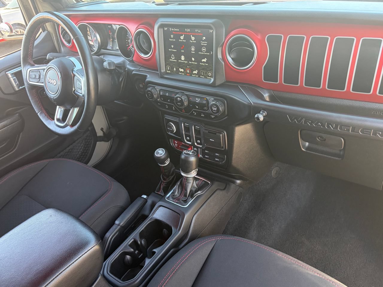 Used 2022 Jeep Wrangler Rubicon w/ LED Lighting Group AWD/4WD image 11