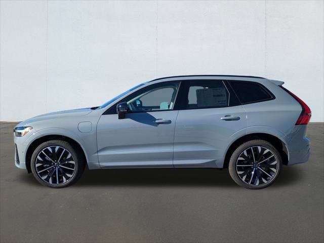 New 2026 Volvo XC60 T8 Ultra w/ Protection Package Premier image 3