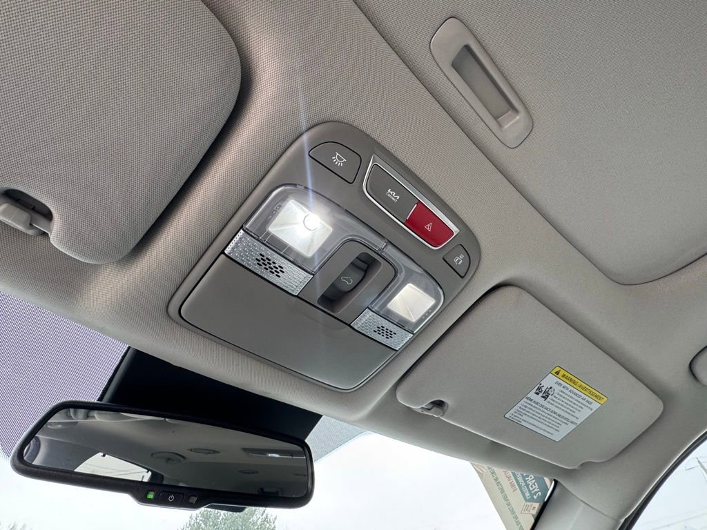 Used 2023 Kia Telluride EX image 32