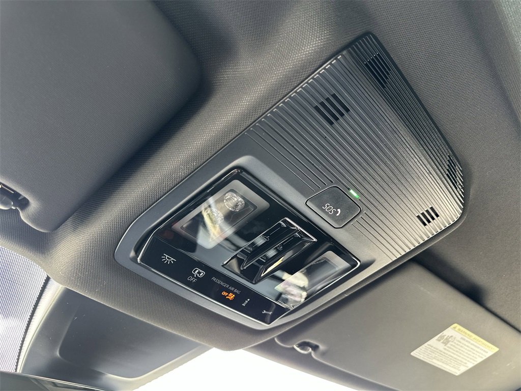 New 2026 Volkswagen Atlas Cross Sport SEL R-Line image 22