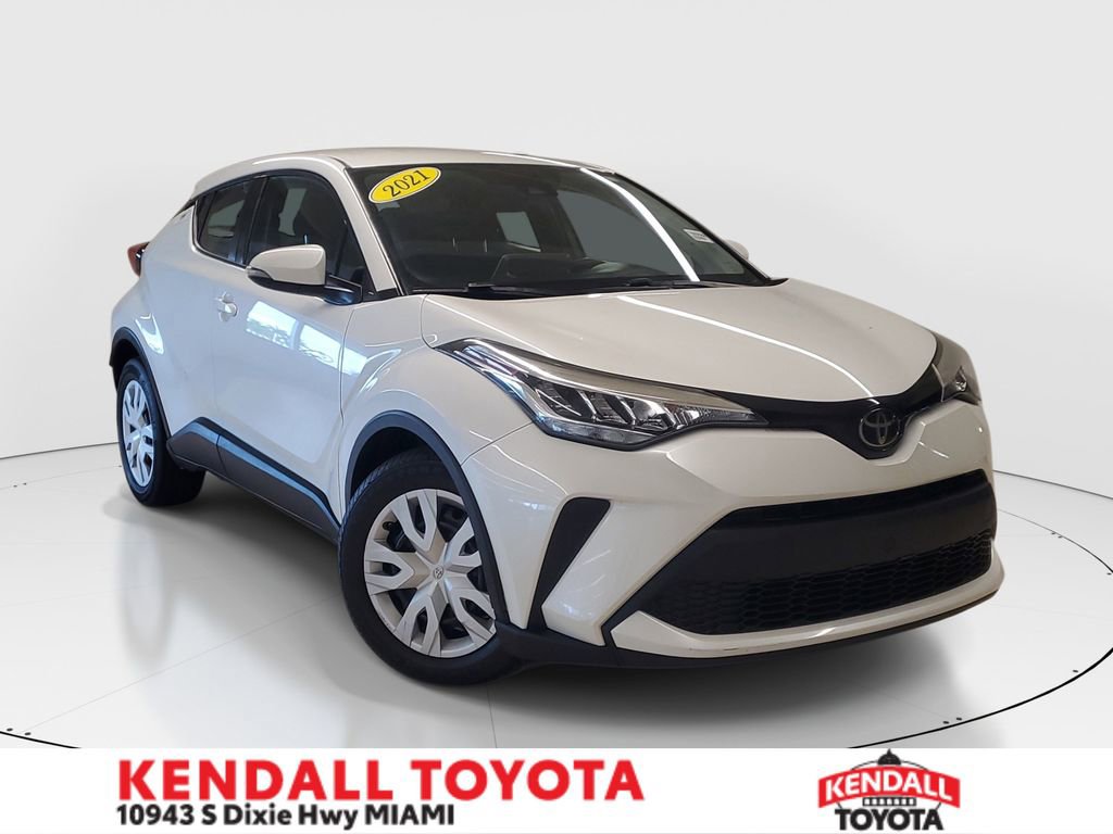 Used 2021 Toyota C-HR LE image 1