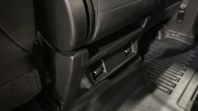 Used 2021 Chevrolet Silverado 2500 W/T w/ WT Convenience Package AWD/4WD image 23