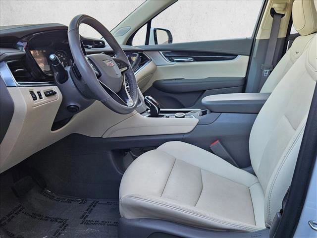 Used 2022 Cadillac XT6 Premium Luxury w/ Technology Package AWD/4WD image 16