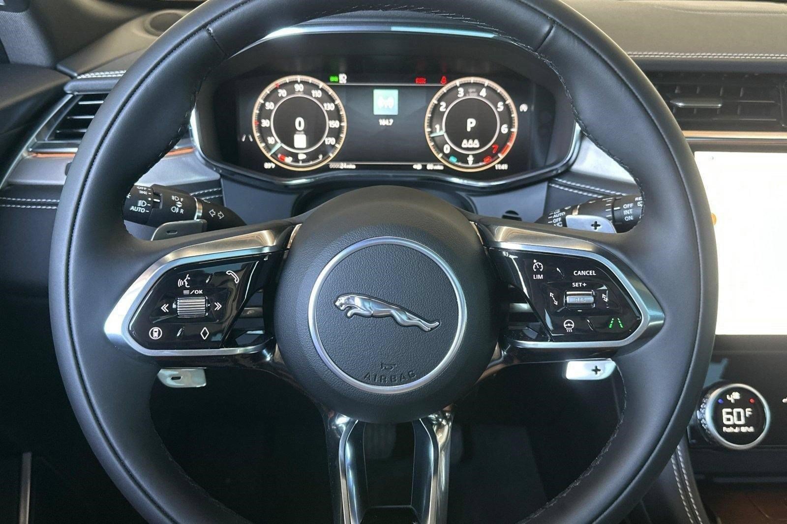 New 2026 Jaguar F-PACE R-Dynamic S AWD/4WD image 8