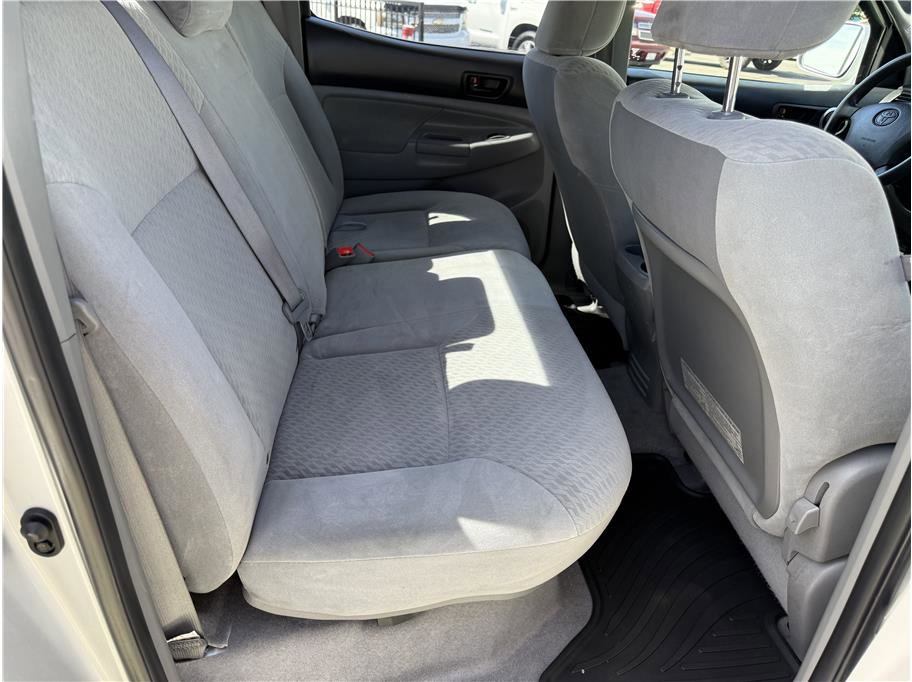 Used 2010 Toyota Tacoma PreRunner RWD image 17