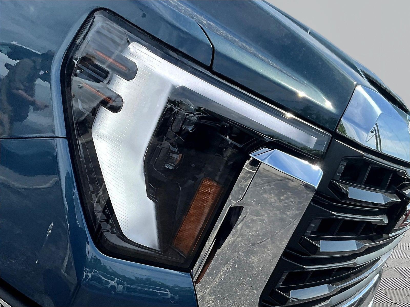 New 2026 GMC Sierra 2500 Pro w/ Convenience Package AWD/4WD image 8