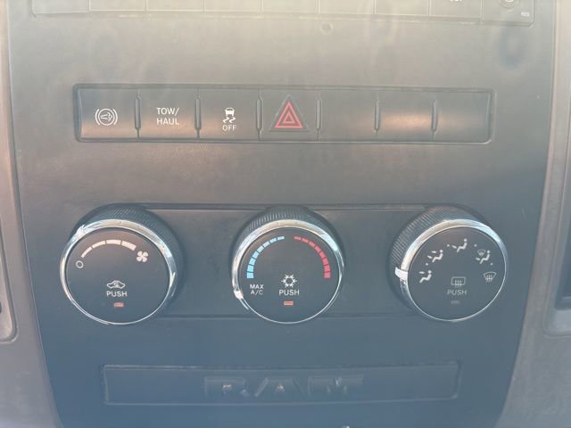 Used 2012 RAM 3500 ST w/ Chrome Appearance Group image 31