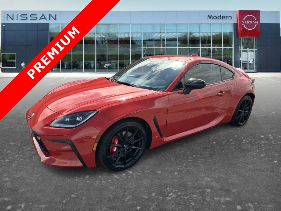 Used 2025 Toyota GR86 Premium w/ Performance Package image 1