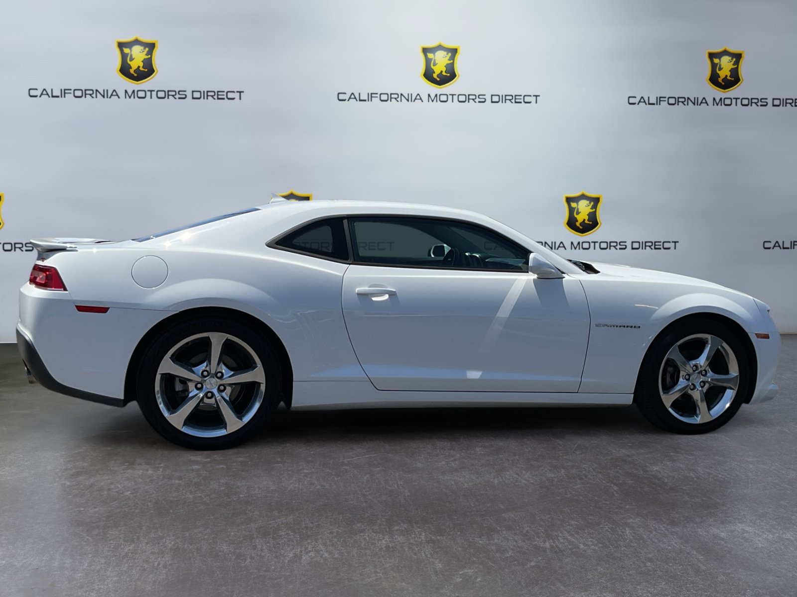 Used 2015 Chevrolet Camaro LT w/ RS Package RWD image 4