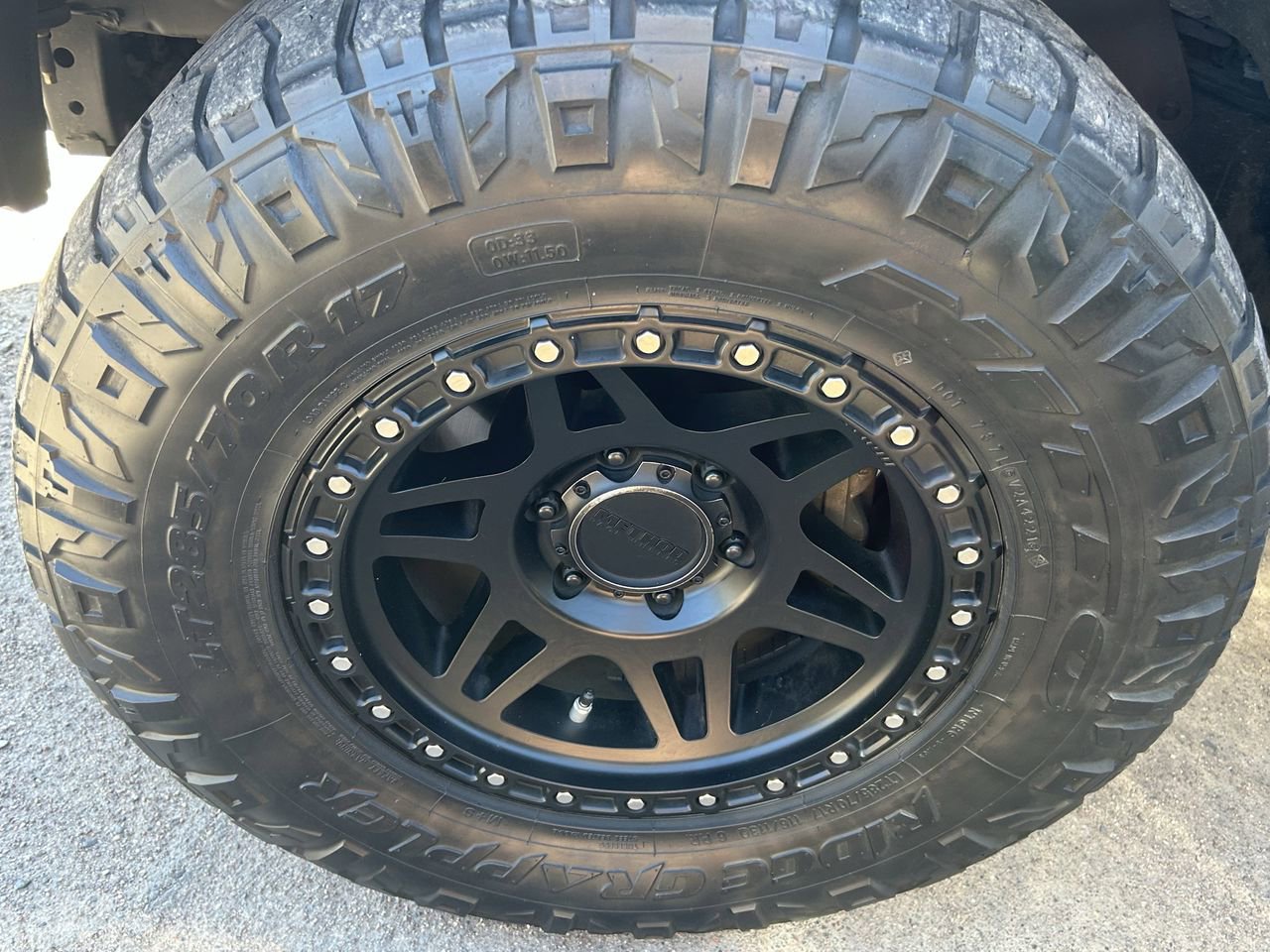 Used 2016 Toyota 4Runner SR5 AWD/4WD image 9