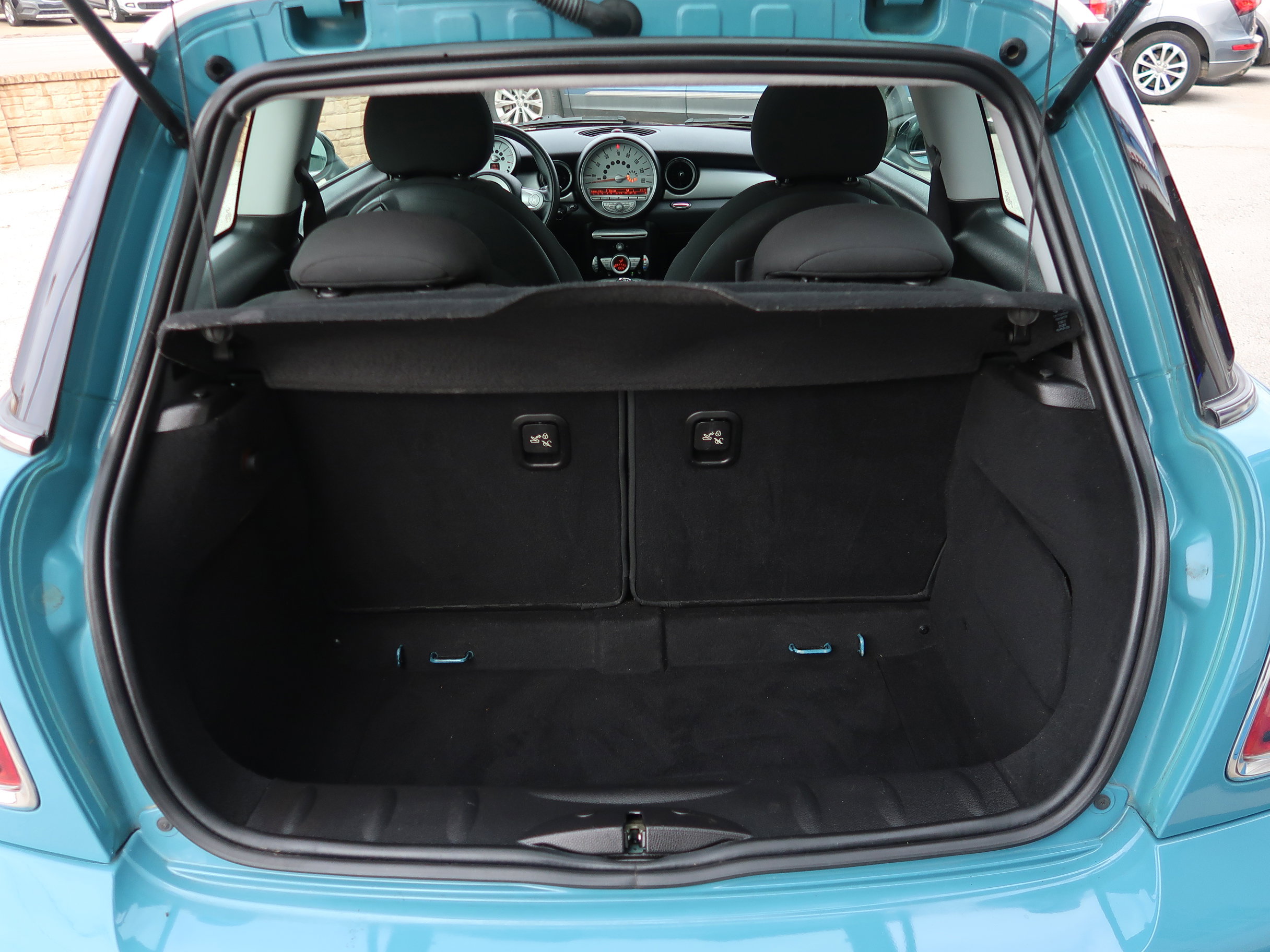 Used 2008 MINI Cooper Hardtop image 32