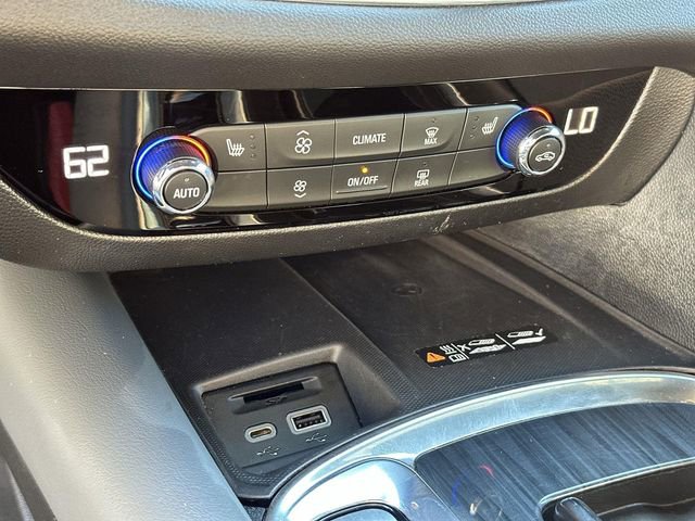 Used 2024 Buick Enclave Essence w/ Sport Touring Edition image 36