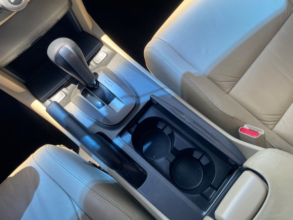 Used 2010 Honda Accord EX-L image 37