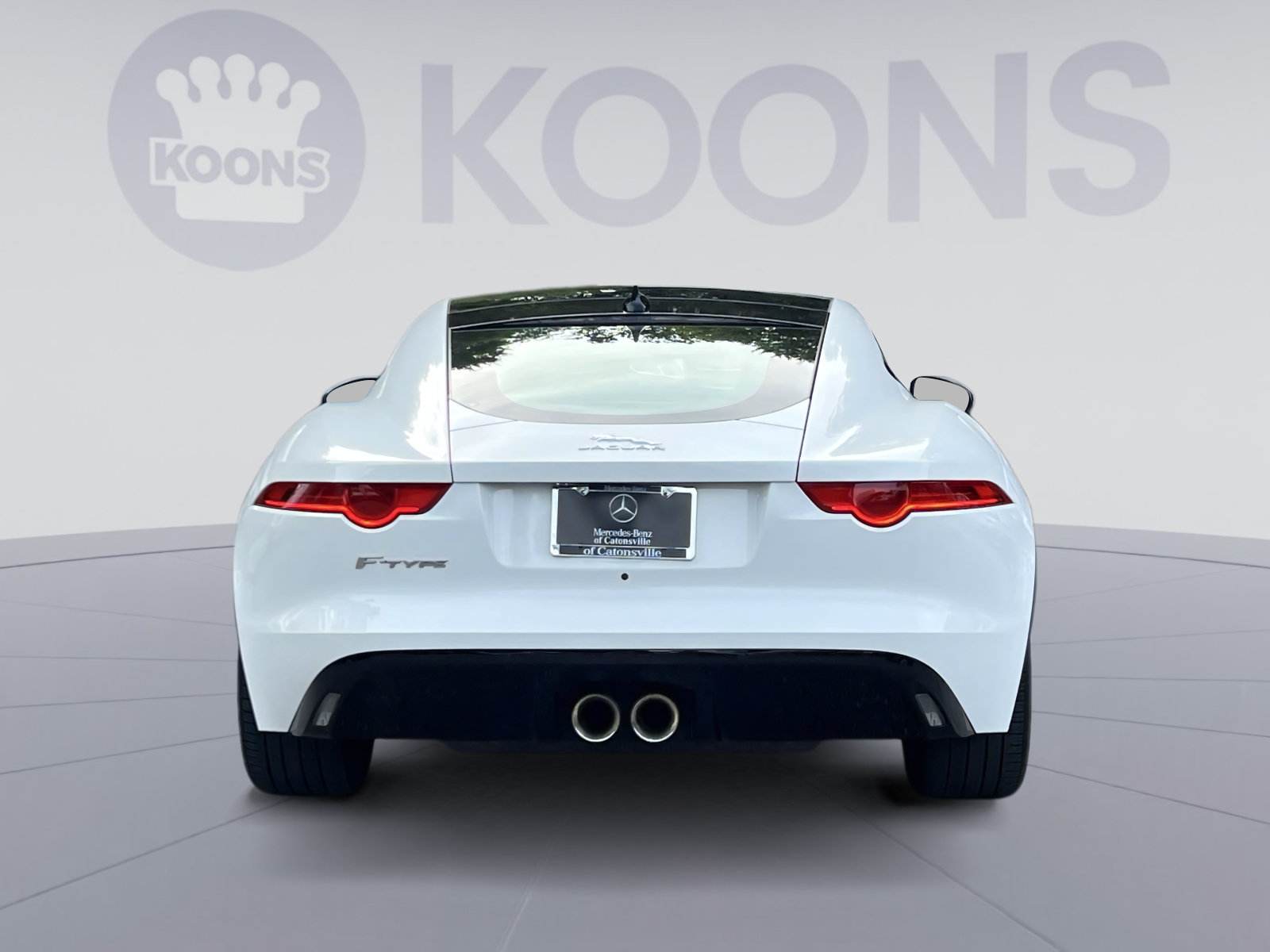 Used 2016 Jaguar F-TYPE Coupe RWD image 10