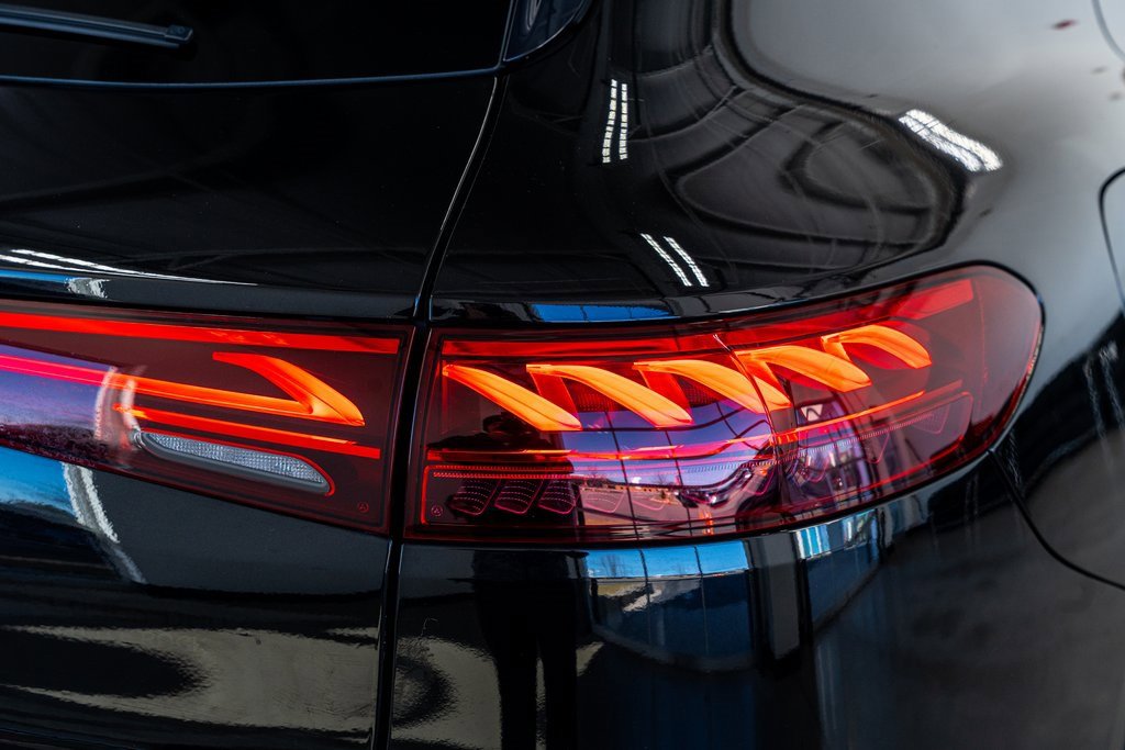 Used 2023 Mercedes-Benz EQS 450+ SUV image 29