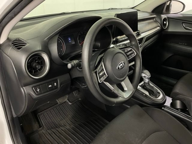Used 2019 Kia Forte LXS FWD image 17