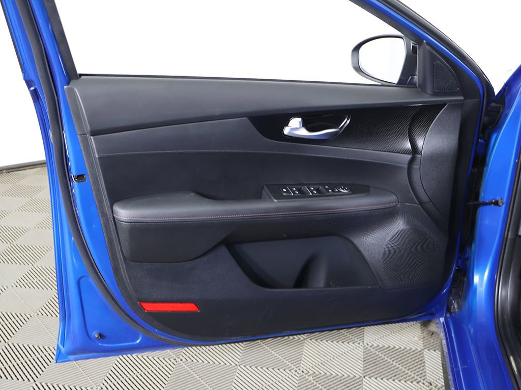 Used 2022 Kia Forte GT image 21