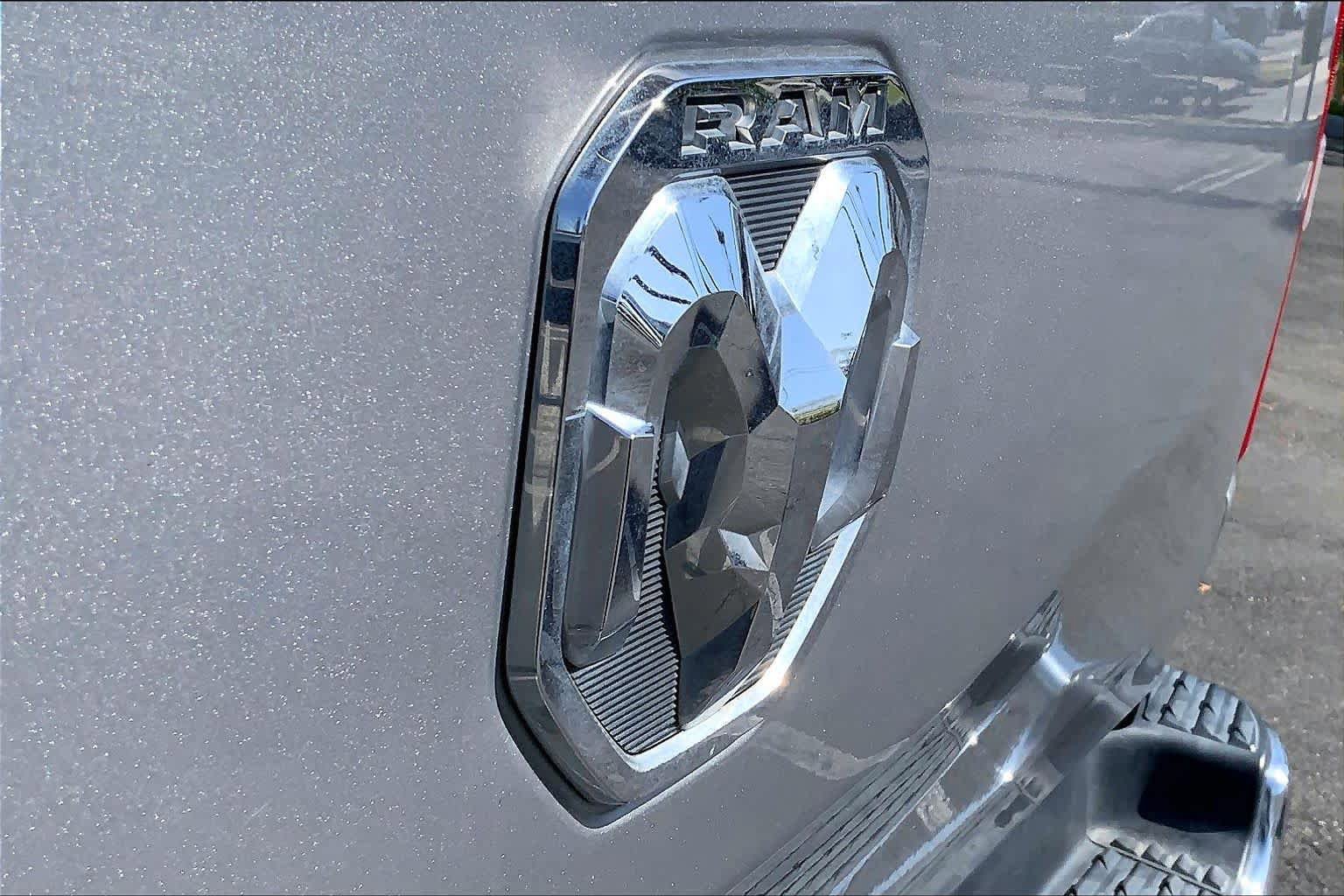 Used 2022 RAM 1500 Big Horn RWD image 30