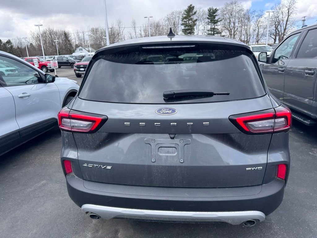 Used 2024 Ford Escape Active AWD/4WD image 5