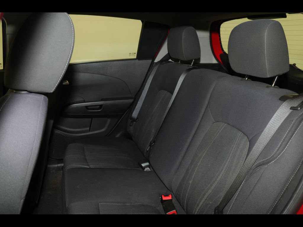 Used 2014 Chevrolet Sonic LT FWD image 20