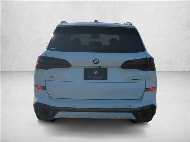 New 2026 BMW X5 sDrive40i w/ M Sport Package RWD image 8
