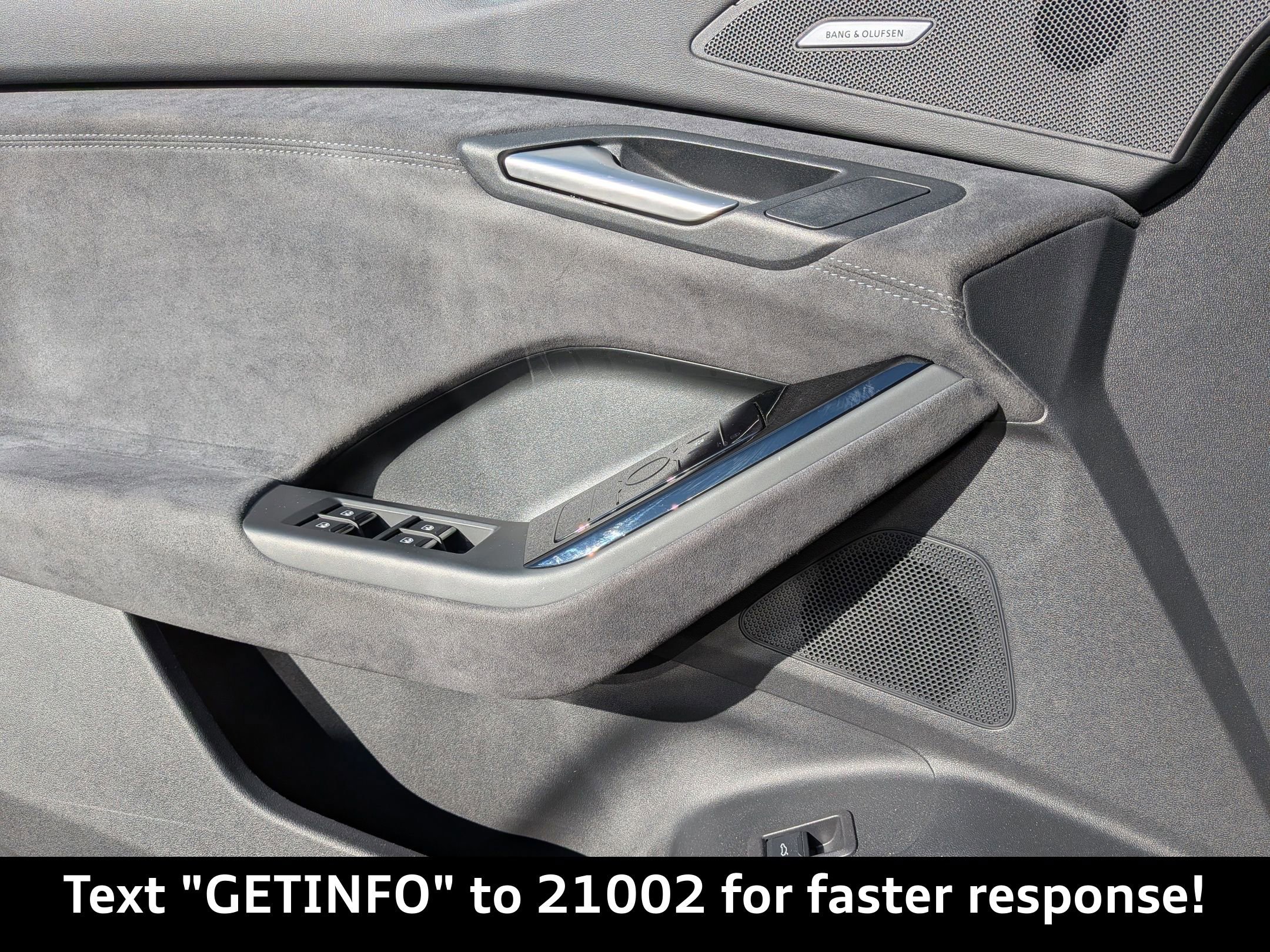 Used 2025 Audi SQ6 e-tron Prestige w/ 21" Black Optic Wheel Package image 30