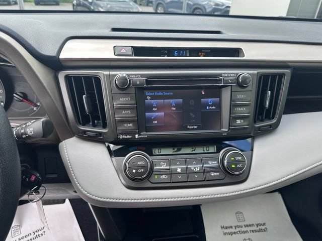 Used 2014 Toyota RAV4 XLE AWD/4WD image 24