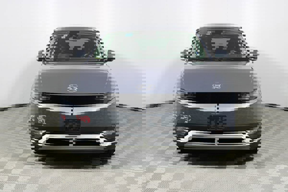 Used 2024 Hyundai Ioniq 5 SE image 22