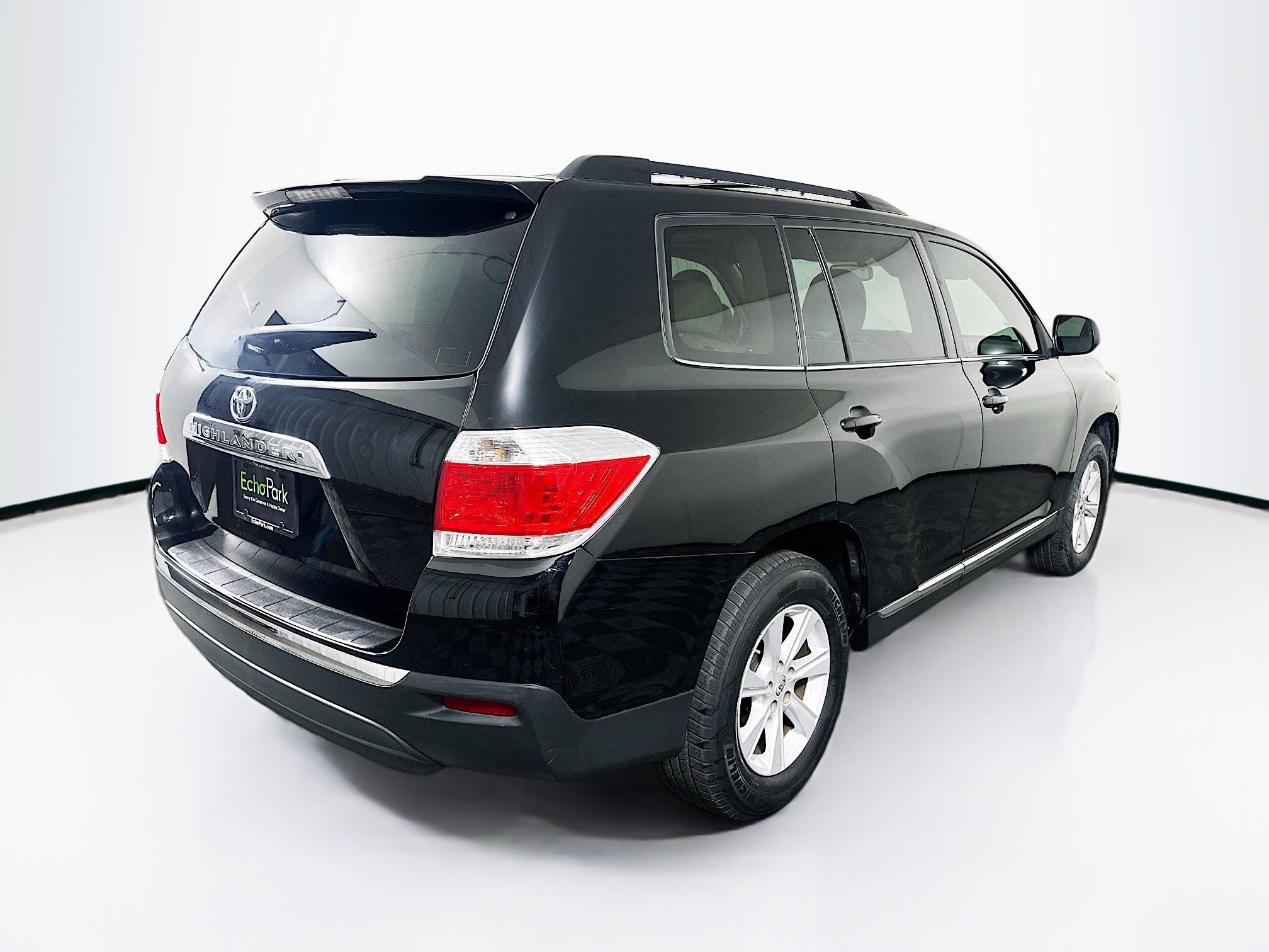 Used 2013 Toyota Highlander SE image 9