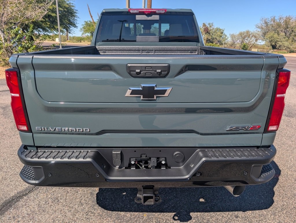 New 2026 Chevrolet Silverado 2500 ZR2 image 4