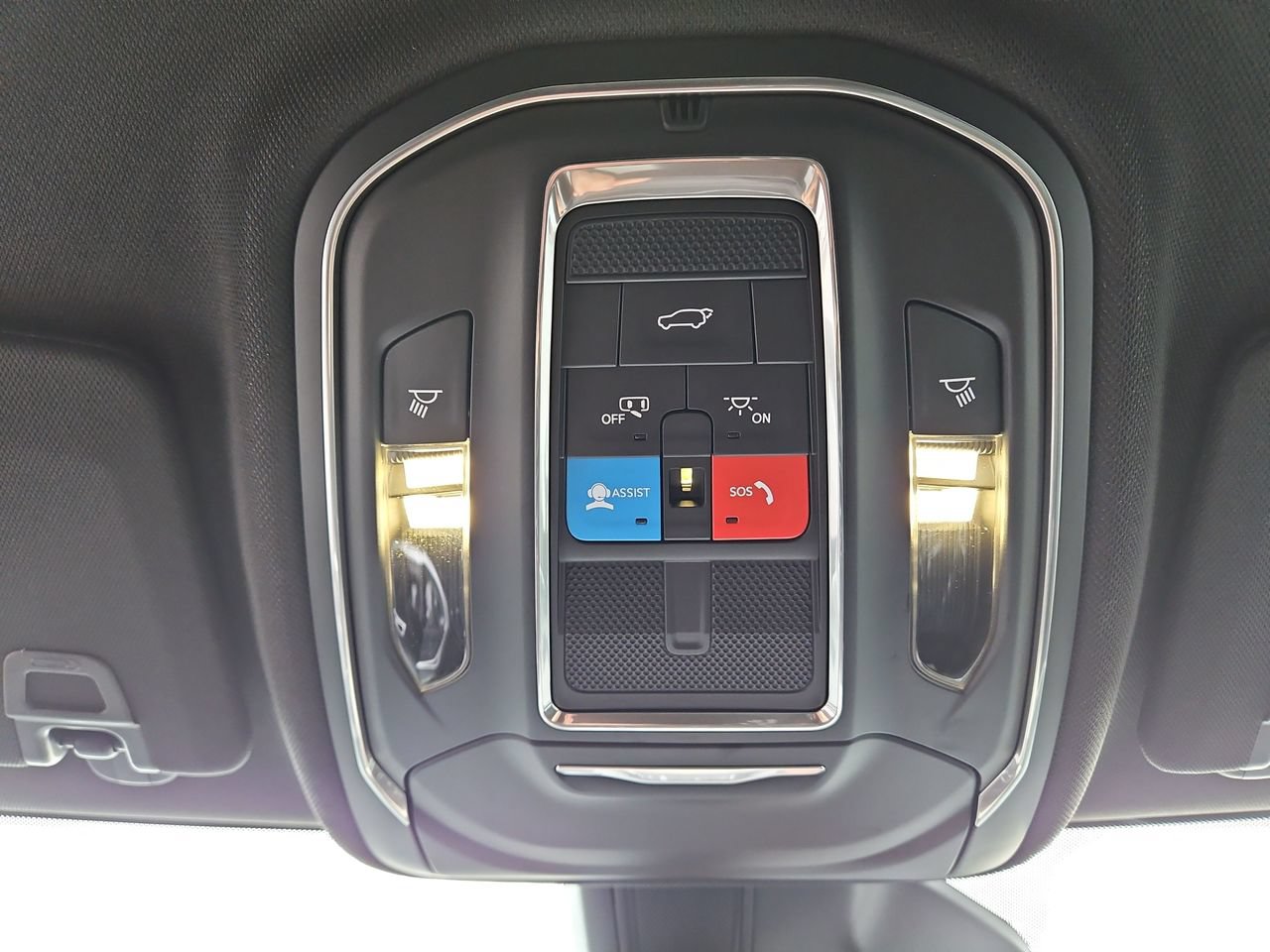 New 2026 Jeep Grand Cherokee Altitude AWD/4WD image 22